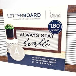 New Letterboard 14”x7”x1.5” 180 Characters Black on White by New View